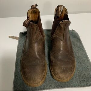 Blundstone Men's Dark Brown Leather Chukka Boots